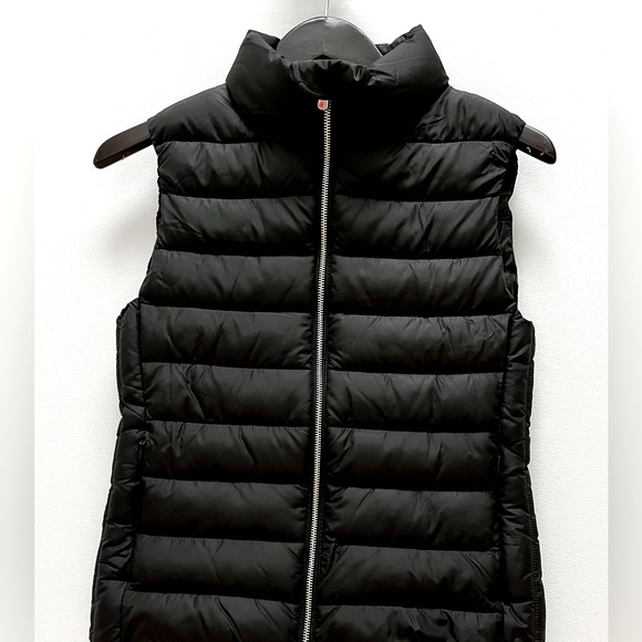 NEW Zara Lightweight Puffer Vest Black Size M - Picture 9 of 11